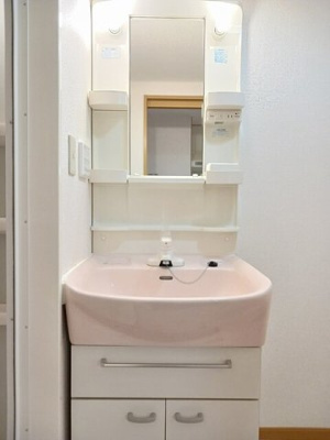 【洗面所】 | ＮＥＳＴスエヒロ | 使いやすい洗面所です