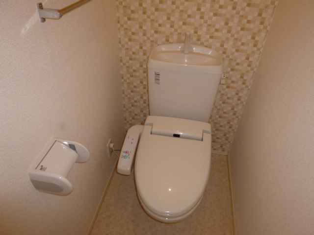 カラバッシュのトイレ|温水洗浄便座