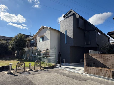 【前面道路含む現地写真】 | 宝塚高司 新築戸建て | 前は公園で解放感があります。