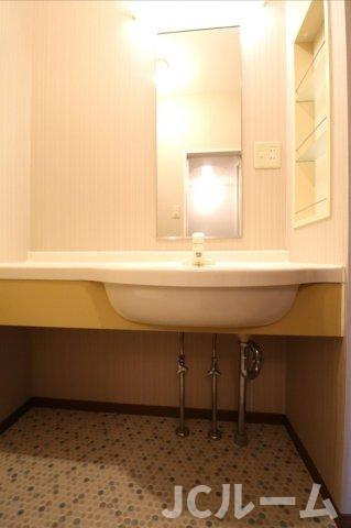 グランドハイデンス Bのトイレ|同じ間取りのお部屋の写真です