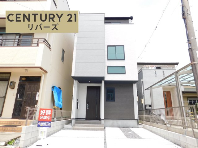 名古屋市西区枇杷島３期の外観|☆限定１棟☆　　いつでも見学出来ます♪（お問合せ当日、平日、水曜、夜間でもＯＫ）　南向き！　駐車並列２台ＯＫ♪　都市型３階建て！　4ＬＤＫ変更可！　周辺環境充実♪