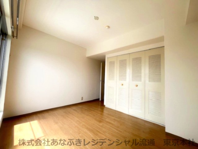 グランドメゾン幕張の洋室