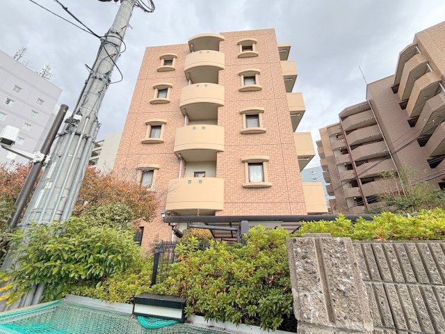 メゾンラリーブの外観