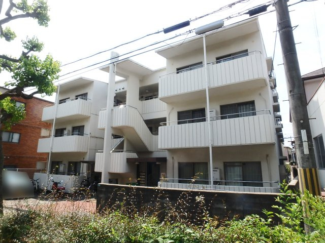 チャフル甲東の外観