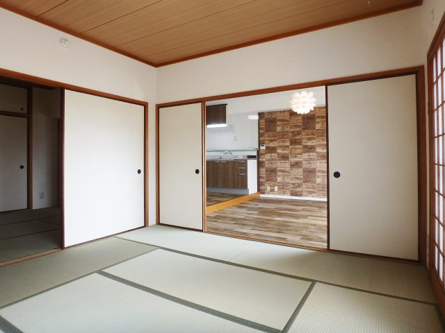 チャフル甲東の和室