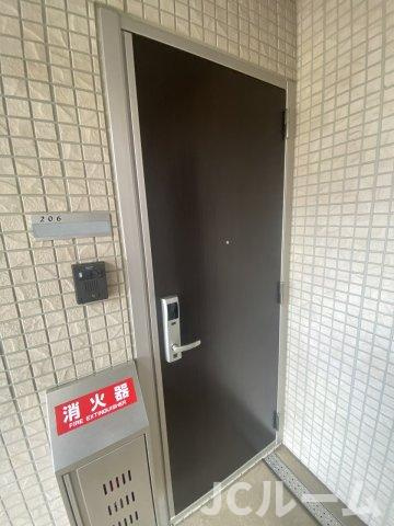 グロリアスの玄関|別の号室の写真です。