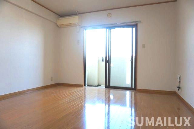 サンハウス光の森の内装