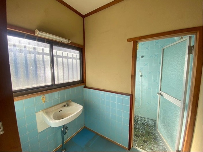 【独立洗面台】