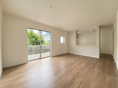 【玄関】 | 八重瀬町具志頭（全11棟）3・4・5・8・10号棟 | 5号棟　十分な収納付き玄関♪