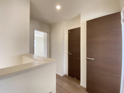 【内装】 | 八重瀬町具志頭（全11棟）3・4・5・8・10号棟 | 5号棟　2階ホール♪