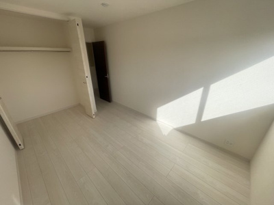 【洋室】 | 八重瀬町具志頭（全11棟）3・4・10号棟 | 10号棟　洋室5.5帖＋WIC付き♪