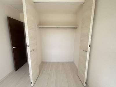 【収納】 | 八重瀬町具志頭（全11棟）3・4・10号棟 | 10号棟　洋室4.5帖＋CL付き♪