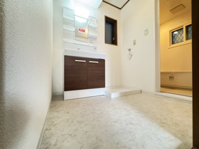 【洗面所】 | 池田市石橋2丁目貸家