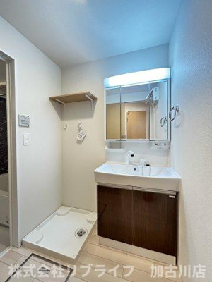 【洗面所】 | メゾンスズナ