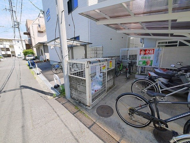 コーポ三和新大宮Ⅰ号館のその他共用部分|駐輪場です