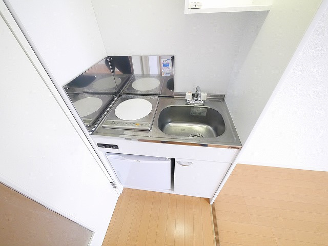 コーポ三和新大宮Ⅰ号館のキッチン|使いやすいキッチンです