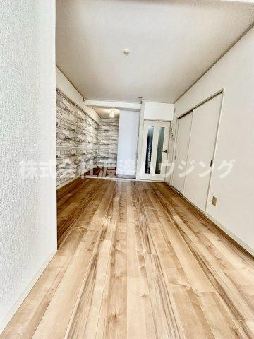 メゾン千里中央の居間・リビング