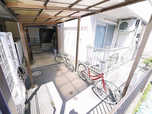 コーポ三和新大宮Ⅱ号館のその他共用部分|駐輪場です