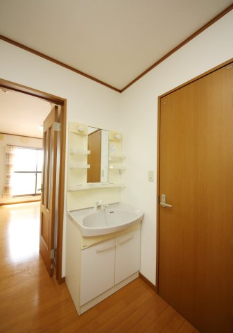 グローバルJの独立洗面台