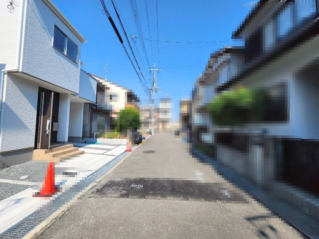 【価格改定】向日市鶏冠井町沢ノ西の前面道路含む現地写真|現地ご案内をご希望の方は、お気軽にお問い合わせください！
