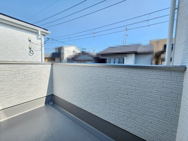 【価格改定】向日市鶏冠井町沢ノ西のバルコニー|陽当たり良好で、洗濯物がよく乾きます！