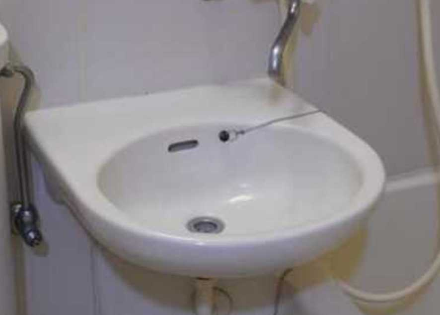 ベイシェス三軒茶屋　駅徒歩２分　女性限定　最上階の洗面所