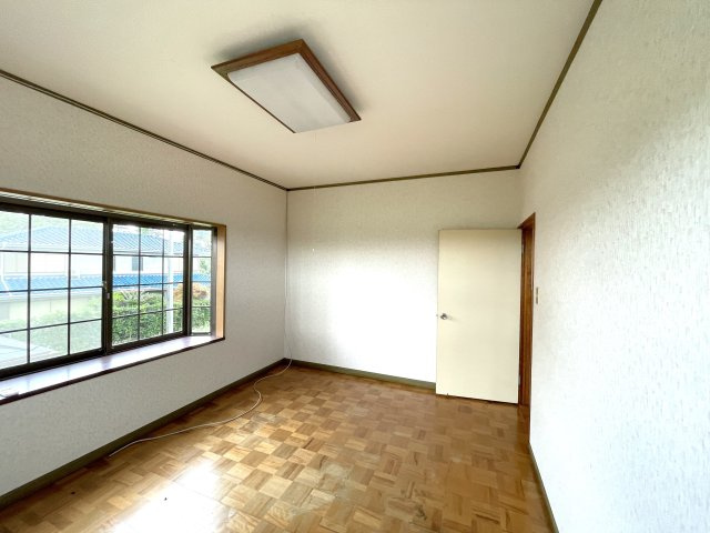 プレステージ福島貸家の洋室