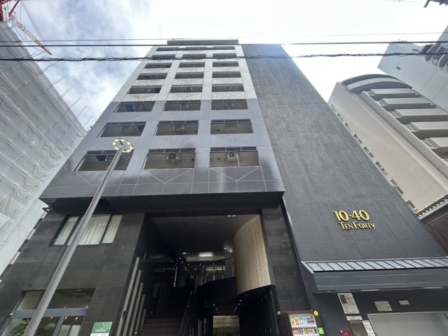 テン・フォーティの外観