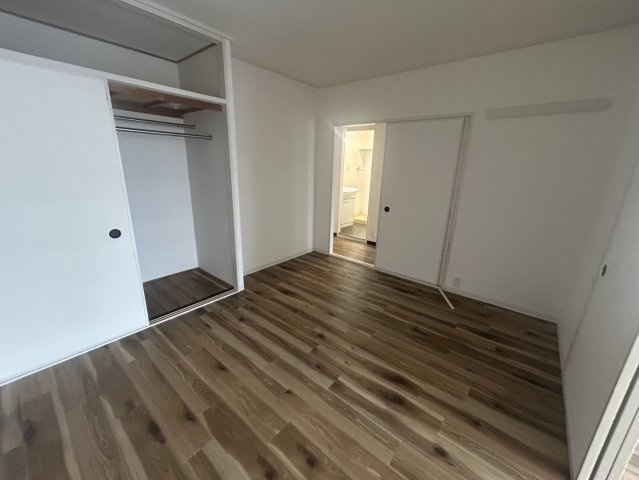 テン・フォーティの洋室