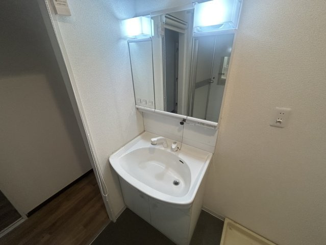 テン・フォーティの洗面所