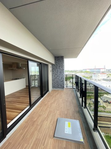 レーベン南大高　THE　ONEのバルコニー