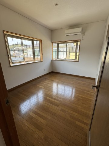 高知市瀬戸南町1丁目　中古戸建ての洋室