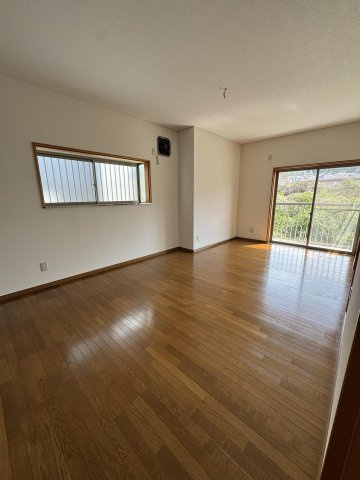 高知市瀬戸南町1丁目　中古戸建ての洋室