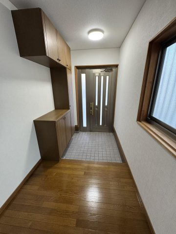 高知市瀬戸南町1丁目　中古戸建ての玄関