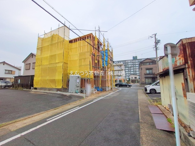 メルディア露橋の前面道路含む現地写真