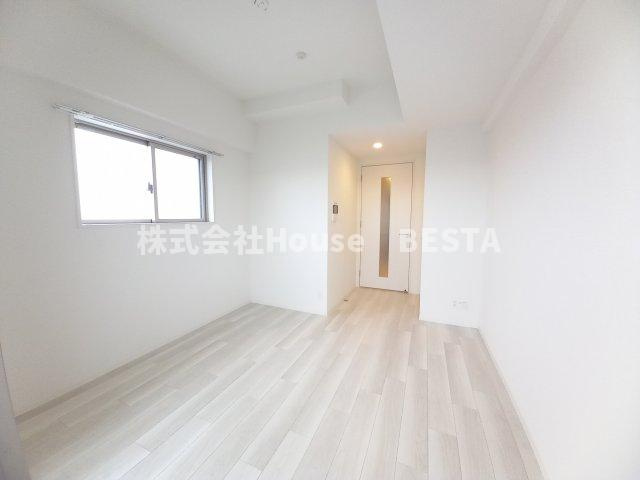 エスプレイス神戸フォルムスクエアの居間・リビング