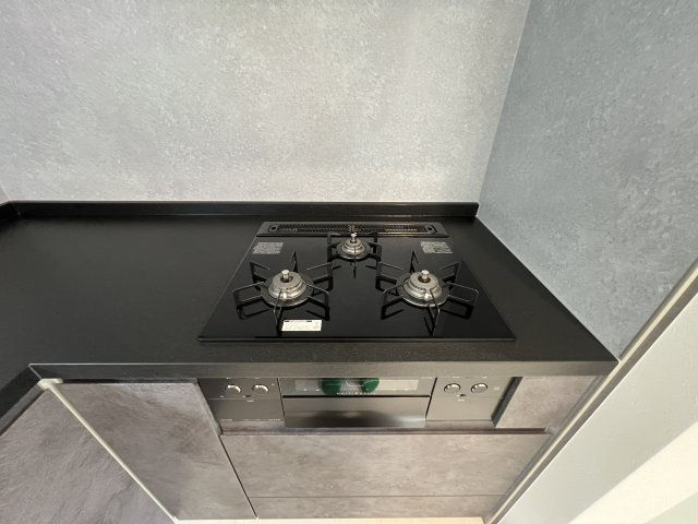 オーシャンビュー！海まで徒歩３分の場所にできた新築住宅のキッチン