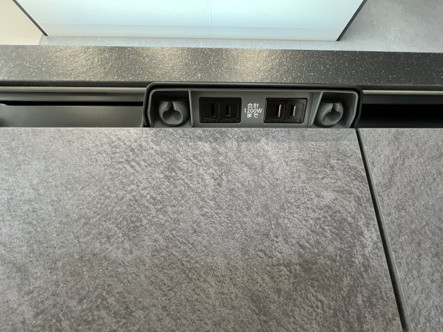 オーシャンビュー！海まで徒歩３分の場所にできた新築住宅のキッチン