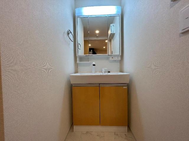 ワシンレジデンスの洗面所|洗髪洗面化粧台（イメージ）