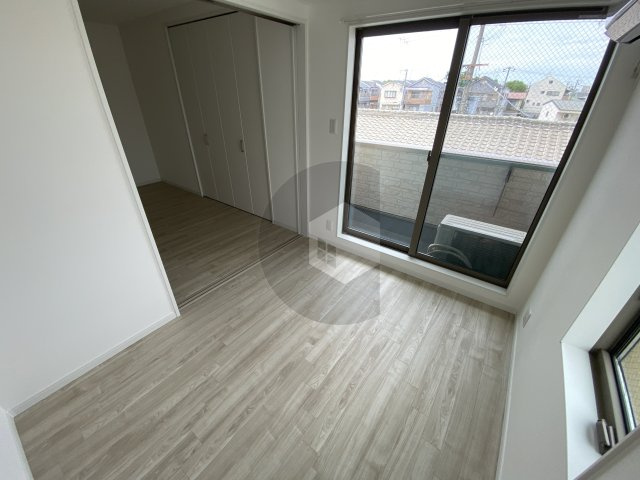 コラッジオ衣摺の寝室