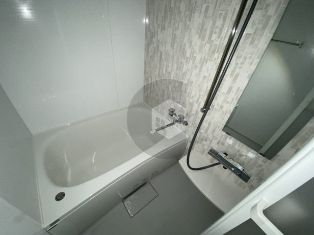 コラッジオ衣摺の浴室