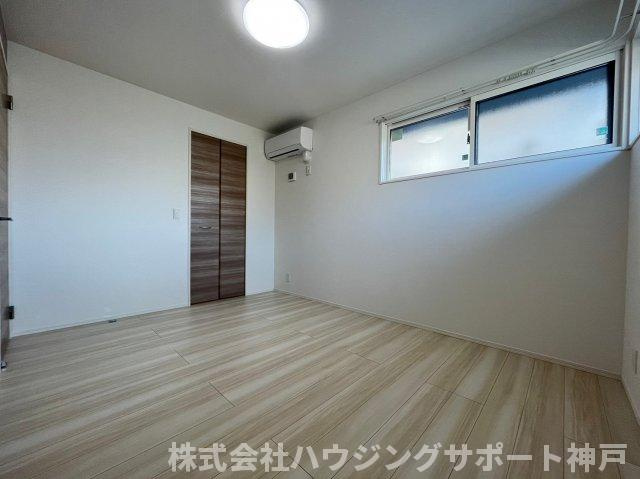 明石市大久保町大窪のアパートの寝室