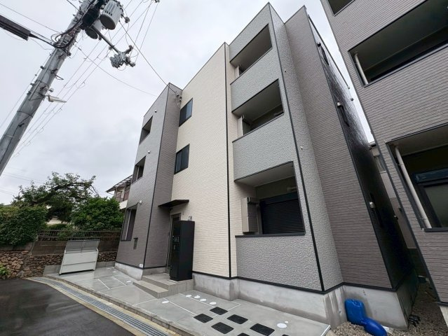 アルタイ石橋阪大前