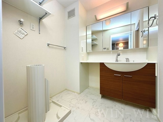 コンフォートの洗面所