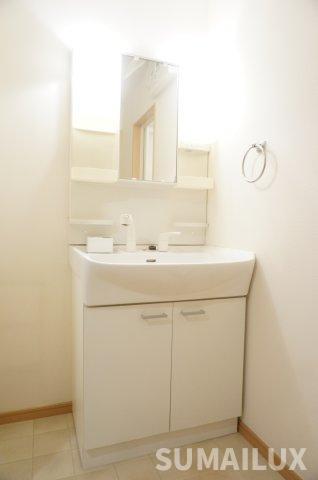 ＬＡ　ＰＡＩＳＩＢＬＥの独立洗面台