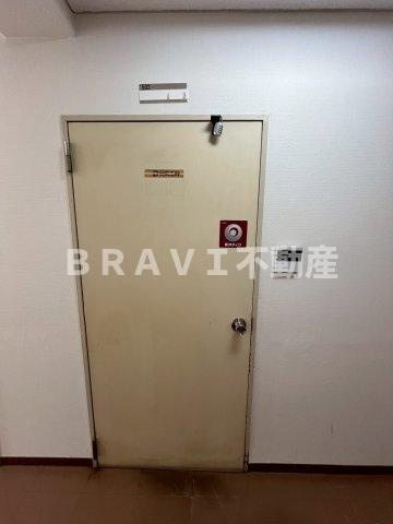 南本町天祥ビル2号館の玄関|【南本町天祥ビル2号館】