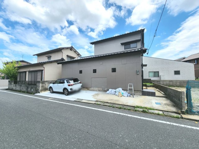 RESET HOUSE－リセットハウス小倉南区朽網西2丁目　【小倉南区　中古戸建て】の外観|リノベーションで使いやすく生まれ変わりました♪【小倉南区　中古戸建　リノベーション】