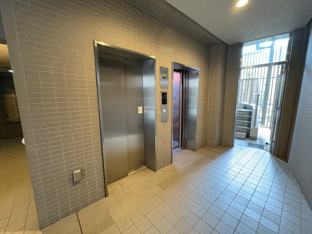 リーデンススクエア津田沼のその他共用部分|エレベーター２基