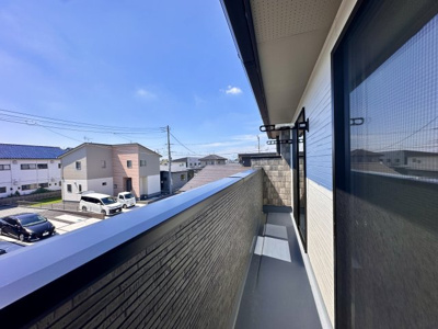 【バルコニー】