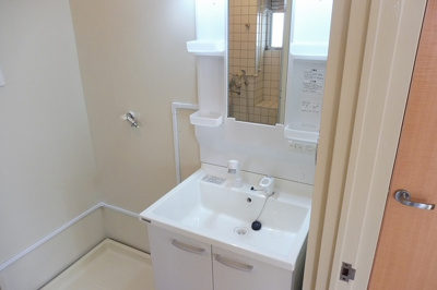 【洗面所】 | 翠水ビル | 脱衣スペースもあります※別号室の写真になります